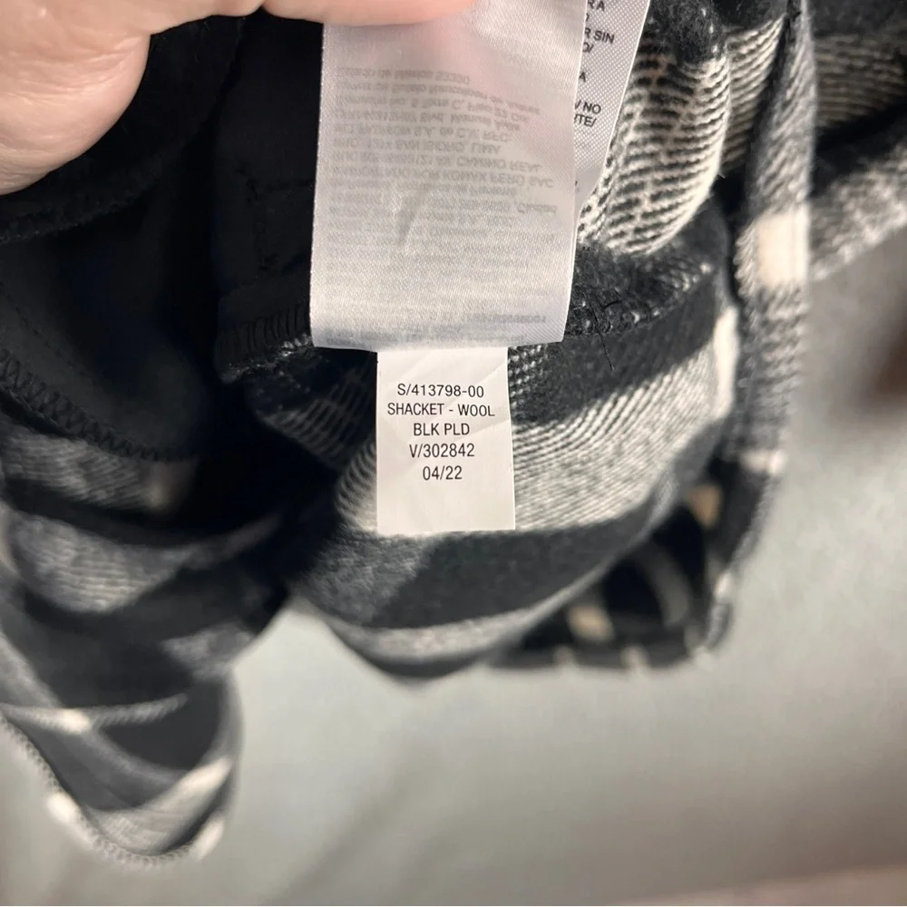 Old Navy Women’s Black & White Plaid Button-Down Shirt Jacket Size M NWT